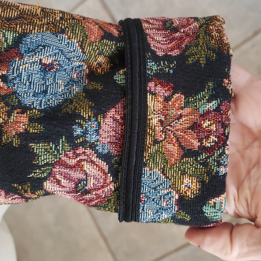 Vintage 80s Tapestry Black Floral Blazer Jacket Cottagecore Grandmacore | SIZE 6 - Picture 14 of 15
